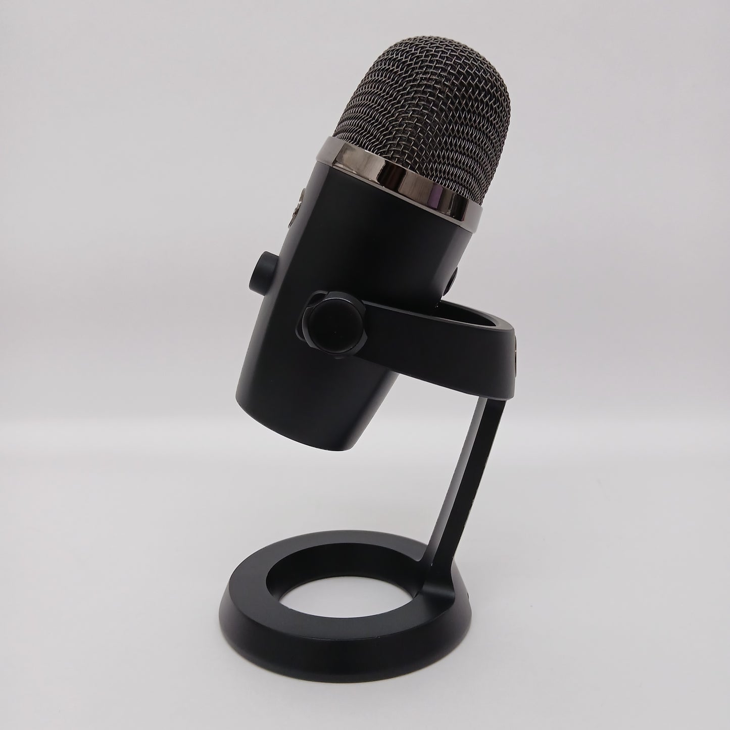 Blue Yeti Nano 20 Hz - 20 kHz USB Microphone A00136