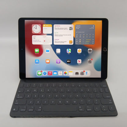 Apple iPad Air 3rd Gen 64GB Space Gray MUUL2LL/A + Magic Keyboard