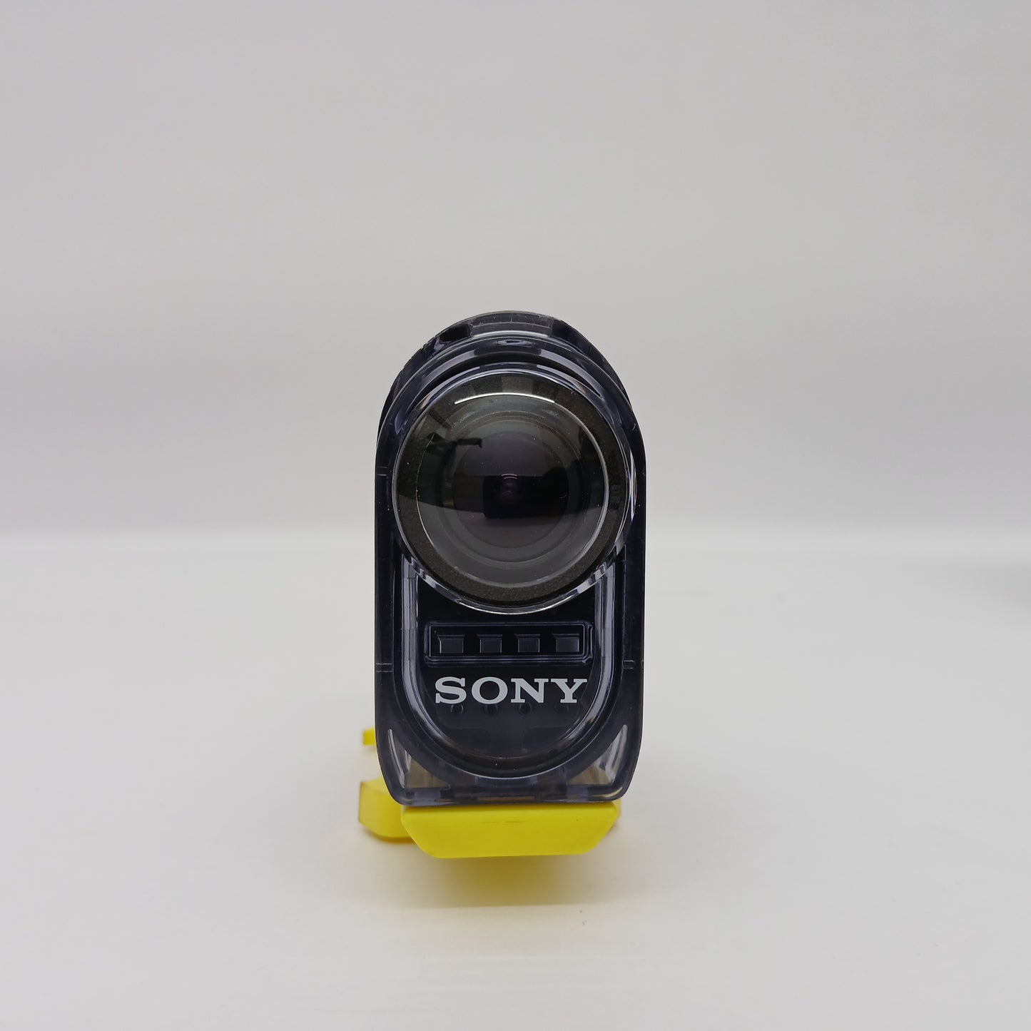 Sony Exmor R 11.9MP SteadyShot HDR-AS15