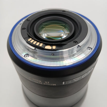 Zeiss Milvus f/2.8 35mm For Canon EF Mount